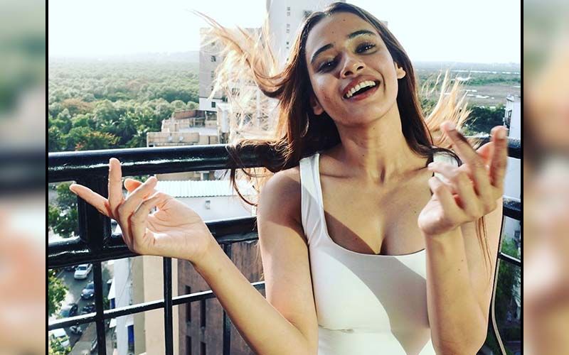 Happy Journey Singer Shalmali Kholgade Shares Her Morning Routine With Fans