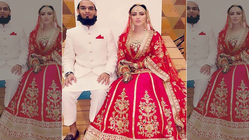 Newlywed Sana Khan Steals Hubby Anas Saiyad's Gift Idea; Presents Him A Phone On Their 2 Months Wedding Anniversary