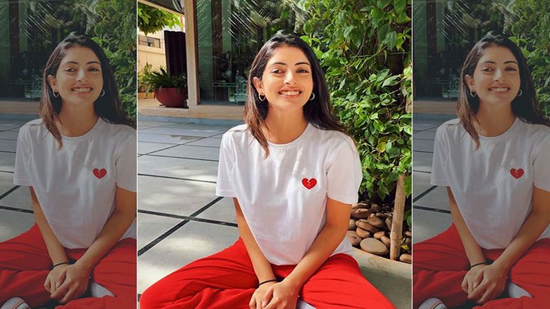 Navya Naveli Nanda Plays A Tune On Her Piano And Asks Fans To Guess Which Song It Is