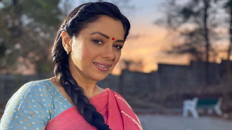 Anupamaa Spoiler Alert: Rupali Ganguly's Character To Suffer A Panic Attack After Being Duped By A Loan Shark