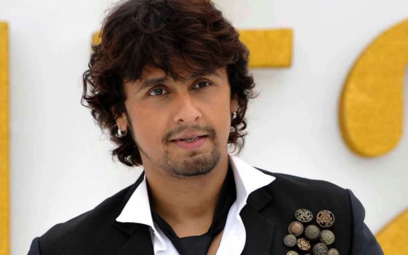 Jet Airways staff face music after Sonu Nigam croons on flight