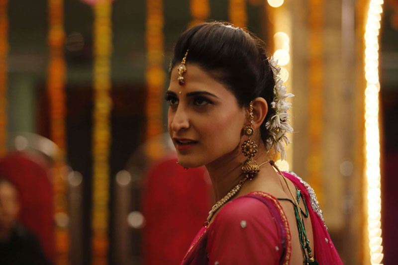 aahana kumra in lipstick under my burkha