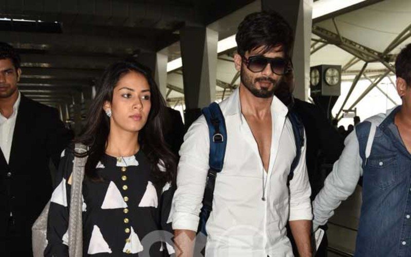 Spotted: Mr And Mrs Kapoor Head To Mumbai!