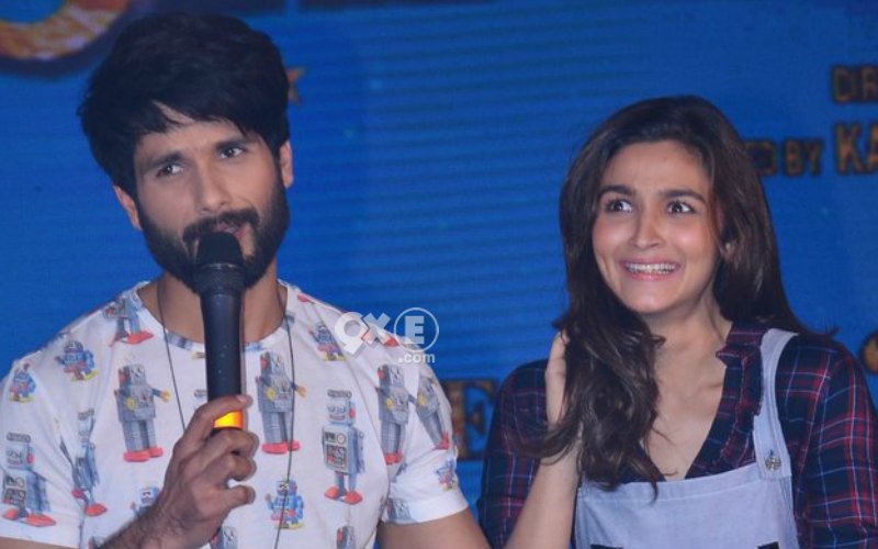 See How Shahid's Sister Sanah Surprised Him