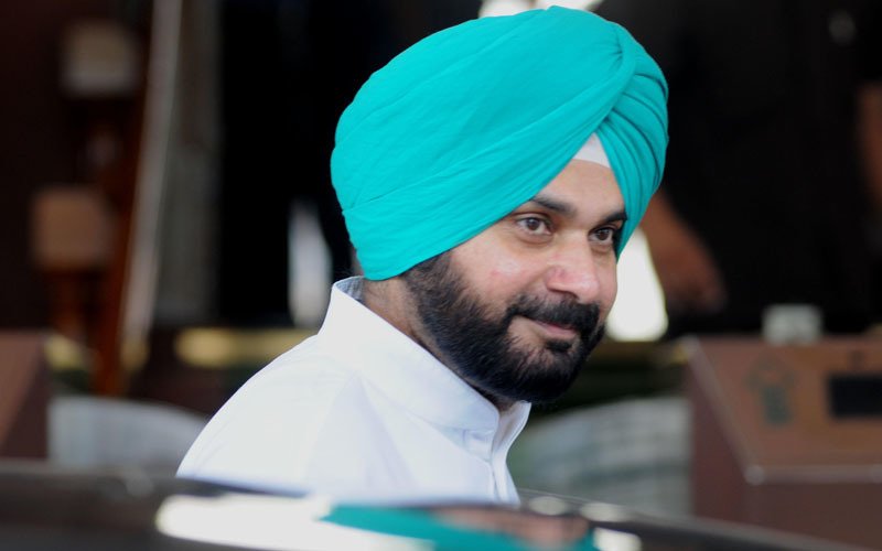 Kapil Sharma: Navjot Singh Sidhu Rushed To Hospital