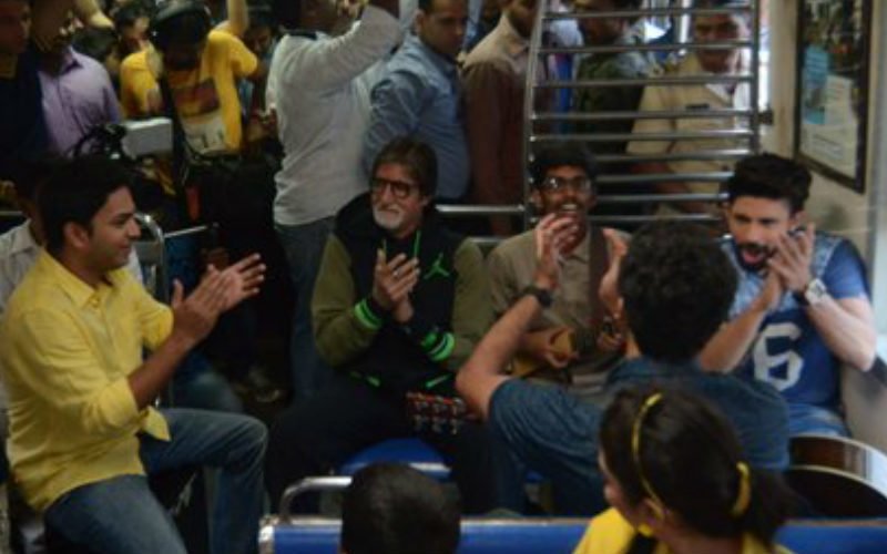 Amitabh Bachchan Travels By Mumbai Local