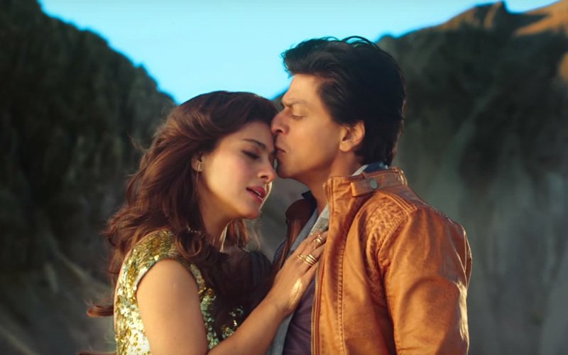 Shah Rukh-Kajol Bring Romance Back With Gerua