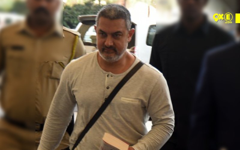 Just In: Aamir Arrives In Mumbai; Gives Media The Slip
