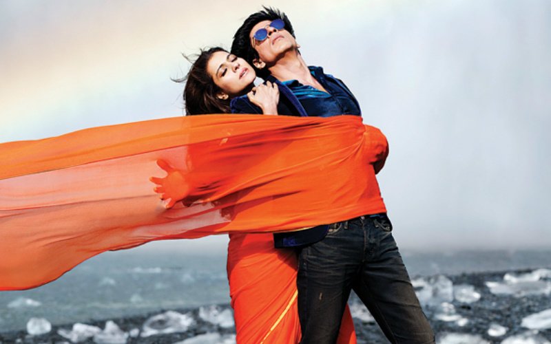 See How Kajol Saved Shah Rukh From A Freak Accident