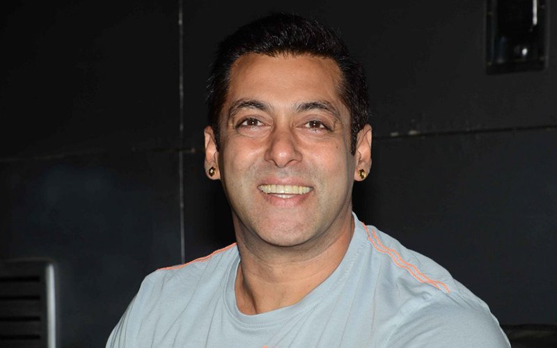 Bollywood Reacts To Salman's Acquittal