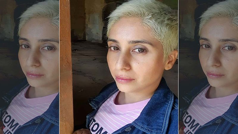 Neha Bhasin's Open Letter To Trolls Who Outfit-Shamed Her And Asked Her To Cover Up, 'You Encourage Me To Show The Nakedness Of My Soul'