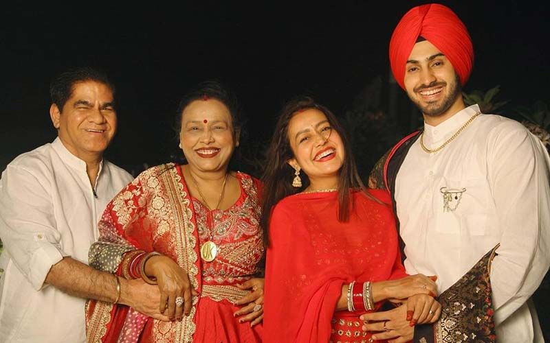Neha Kakkar And Rohanpreet Singh's Family Pictures That Gives Us A Peek Into Their Personal Life