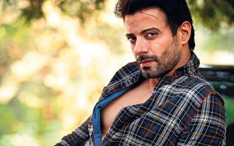 Rahul Bhat Treats The Wives Team And Director Madhur Bhandarkar To A Lavish Kashmiri Feast; Check Out!