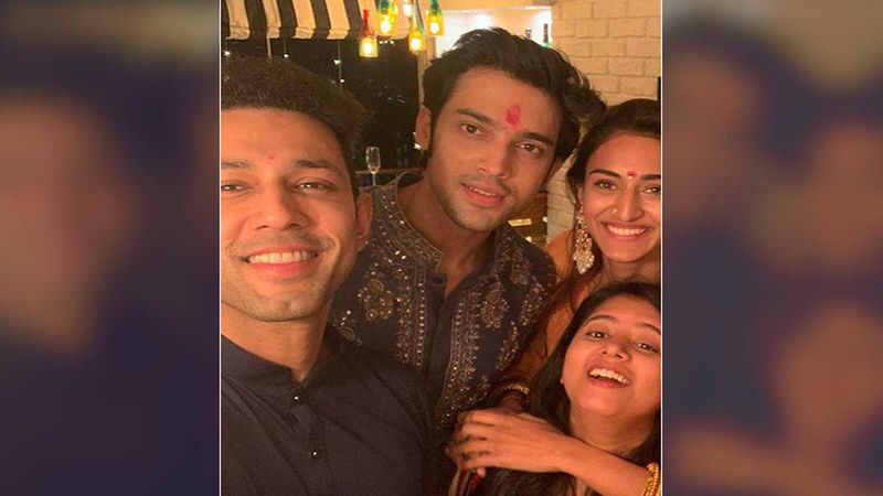 Diwali 2019: Kasautii Zindagi Kay 2 Actors Parth Samthaan, Erica Fernandes Pose For A Groupfie With Co-Stars