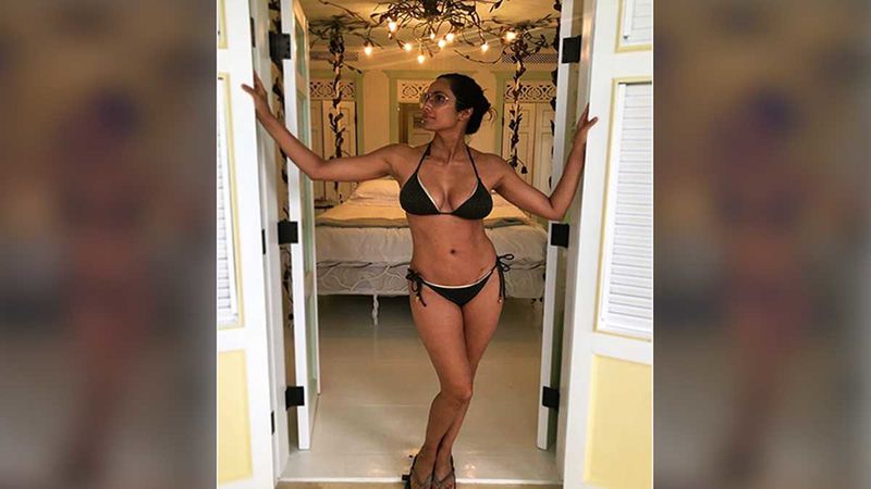 Padma Laxmi Rocks A Smouldering Hot Bikini At 49; Fans Say She Looks 28 - PIC HERE
