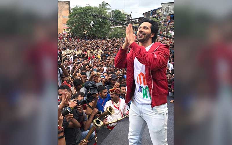 Varun Dhawan Completes 8 Yrs In Bollywood; Thanks Fans With Folded Hands For Believing In Him When No One Did