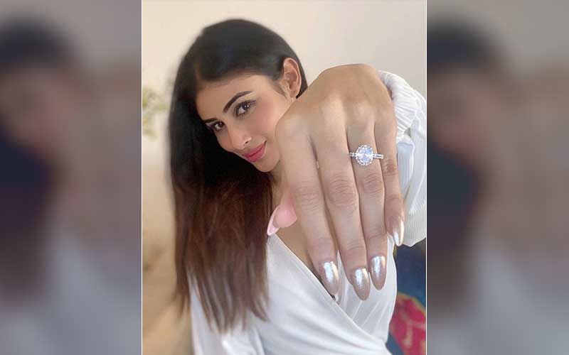 Mouni Roy Getting Married Anytime Soon? Actress Leaves Celeb Friends In SHOCK As She Flaunts The Big Rock On Her Ring Finger