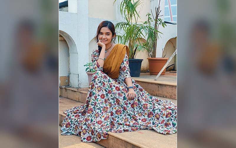 Apna Time Bhi Aayega Actress Anushka Sen Faints On The Sets Of The Show; Passed Out While Getting Her Make-Up Done-Report