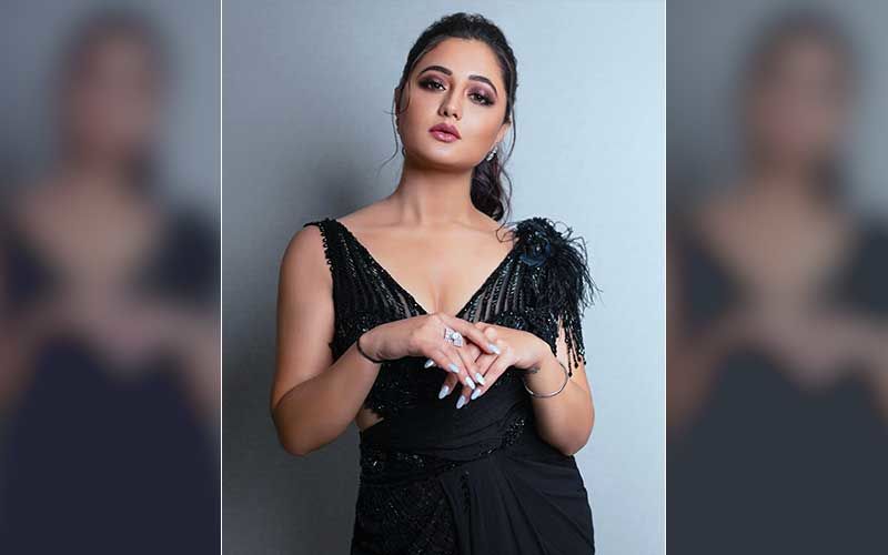 800px x 500px - DON'T FUC*ING' Come To My Profile: Bigg Boss 13's Rashami Desai Howls At