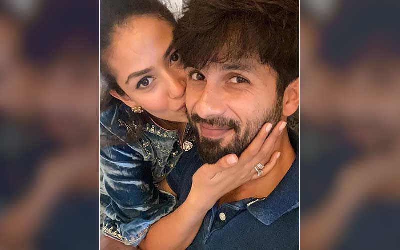 Shahid Kapoor Takes The ‘Centre Of Gravity’ Challenge With Mira Rajput And Nails It; Mighty Impressed Wife Calls Mr Kapoor ‘Smooth Operator’