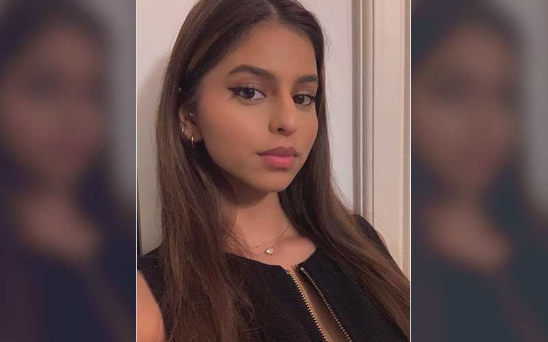 Suhana Khan Shows Off Her Love For Black In Classy Photo; Strikes A Cool Pose With Friend