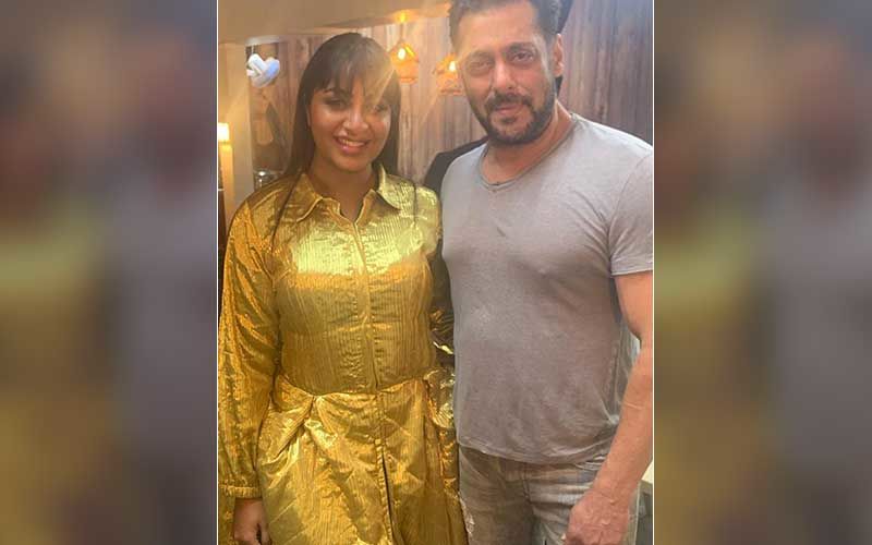 Bigg Boss 14’s Arshi Khan Is Busy Shooting Her First Punjabi Music Video; Opens Up About Work, ‘I Wish To Share Screen Space With Salman Khan Some Day’