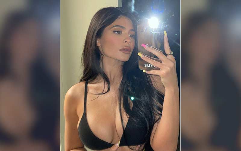 Kylie Jenner Dresses Up In Nothing But A Sexy Black Bikini Top; Films Herself In ‘No Filter’ Look - WATCH Video