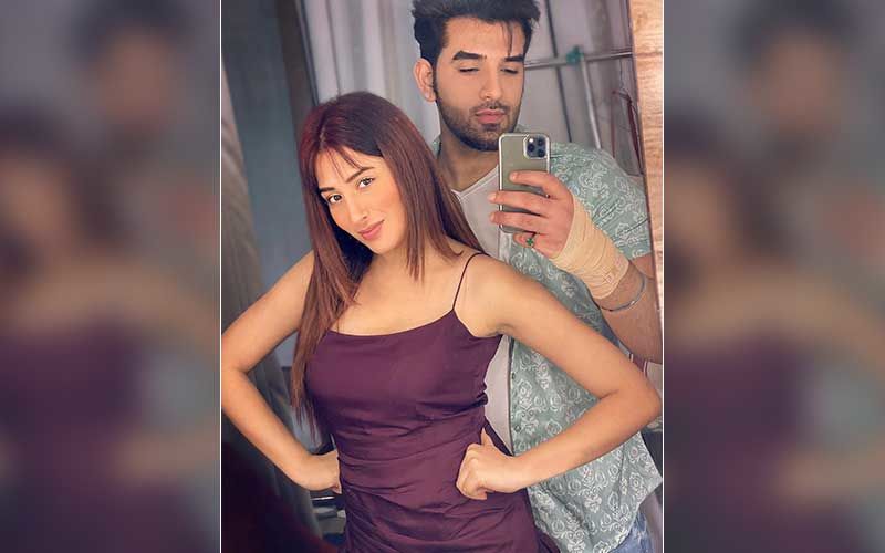 Bigg Boss 13 Fame Mahira Sharma Opens Up On Dating Paras Chhabra: ‘If Two People Bond Well, Public Gives Them A Tag’