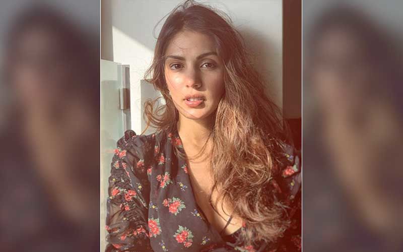 Rhea Chakraborty Asks Fans To ‘Hang In There’ Ahead Of Sushant Singh Rajput’s First Death Anniversary; Says ‘From Great Sufferings, Come Great Strengths’