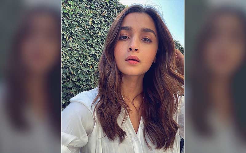 Alia Bhatt Enjoys The Blowing Wind While Lost In Her Own Thoughts; Her Calm Photo Sets The Weekend Mood Right