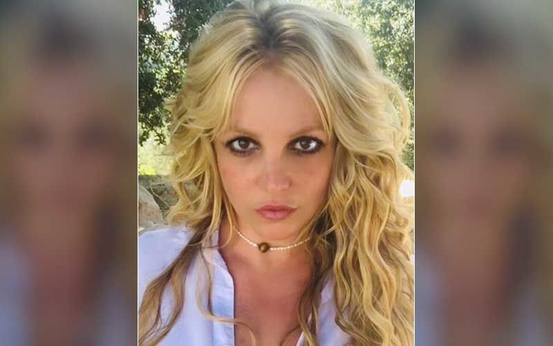 Britney Spears Posts A Video Of Her Performing A Dance Number; Netizens Get Worried As Her Caption Reads ‘Red’