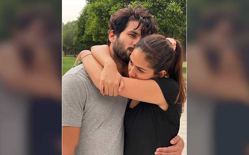 Mira Rajput Dresses Up And Poses With Shahid Kapoor’s Song ‘Tujhe Kitna Chahne Lage’ Playing In The Background; Actor Drops A Mushy Comment