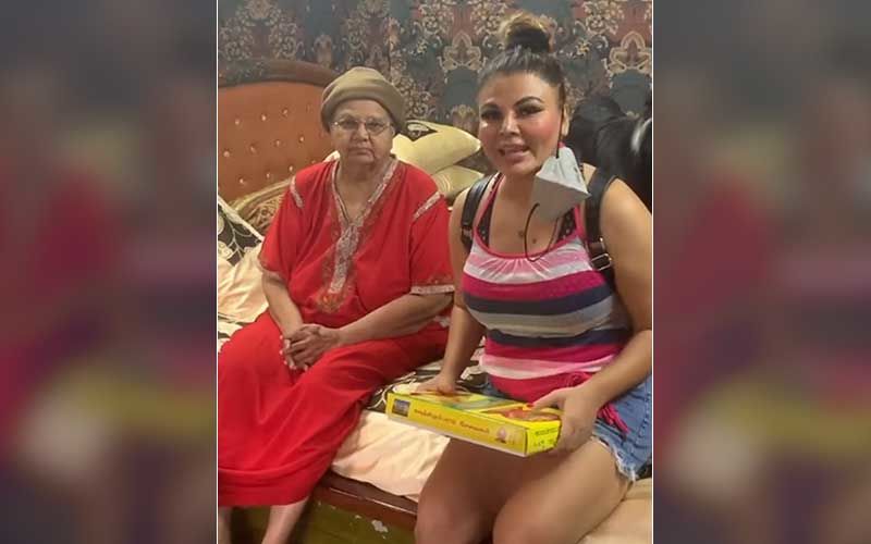 Bigg Boss 14’s Rakhi Sawant Opens Up About Her Mom’s Reaction After Mika Singh Controversy; Says Her Mother Said ‘I Wish You Died The Moment You Were Born’