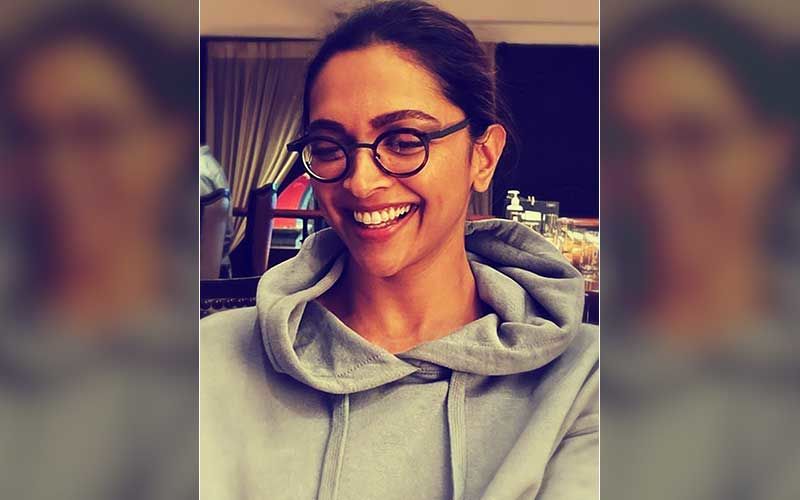 Deepika Padukone’s Timeless Black And White Photo Is All Things Calm And Peaceful; Actor Exudes Beauty