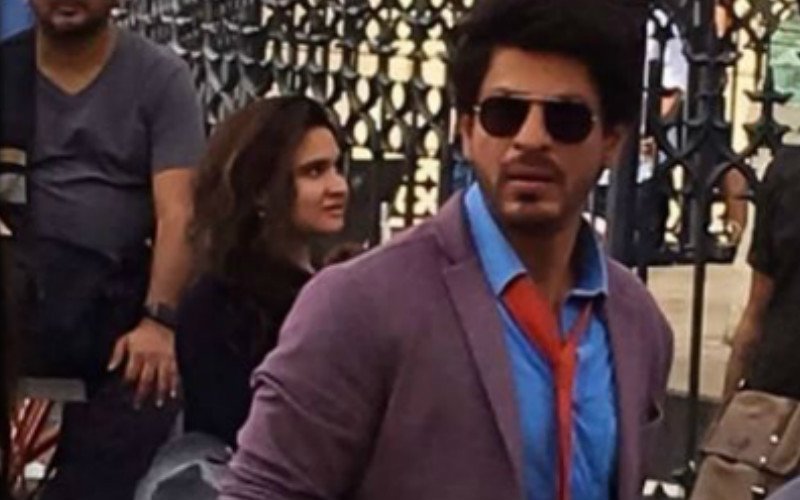 VIDEO: SRK Kickstarts Shooting For Imtiaz Ali’s Next With A Song