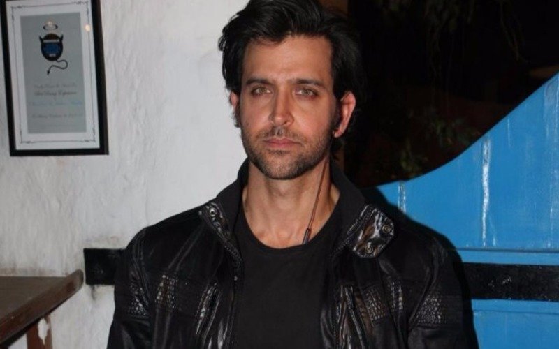 Hrithik apologises for his tweet on Pope