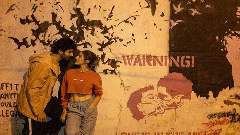 Kartik Aaryan Asks Sara Ali Khan To Check Her WhatsApp After Rumoured Ex Shares A Love-Soaked Pic On Insta