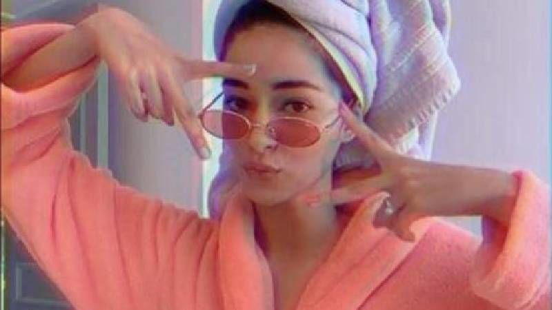 Ananya Panday Shares Sweet Pictures Dressed In A Bathrobe; Tags Friend, Says She's 'Under No Obligation To Make Sense'
