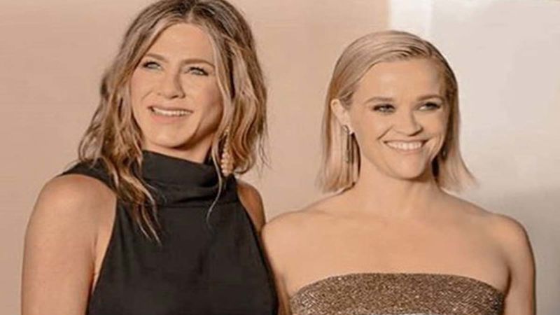 FRIENDS Star Jennifer Aniston Is BACK On TV, Twins With Reese Witherspoon In Black For The Morning Show Premiere