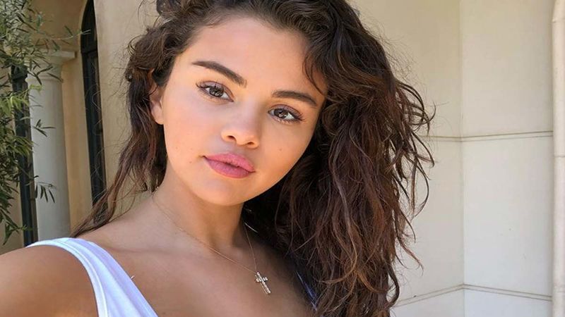 Selena Gomez’s Latest Social Media Posts Hint Towards Her New Music Album; See Pictures