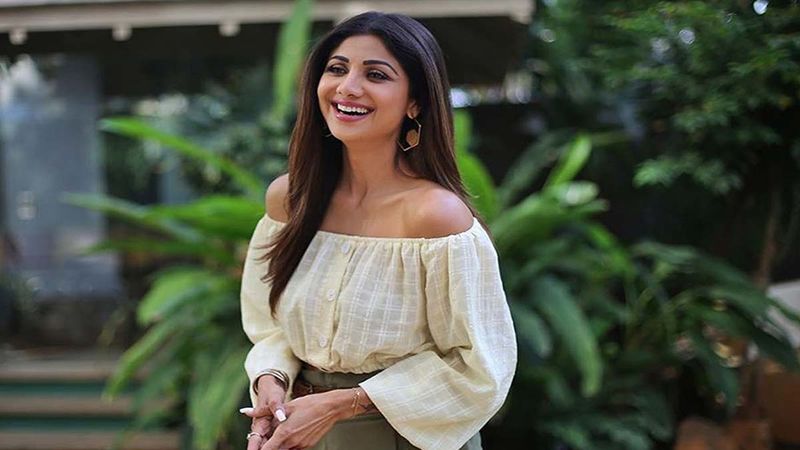 Shilpa Shetty Breaks Into A Happy Dance As Her Fitness App Wins Best App Award