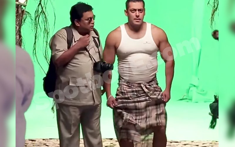 Salman's crazy lungi video
