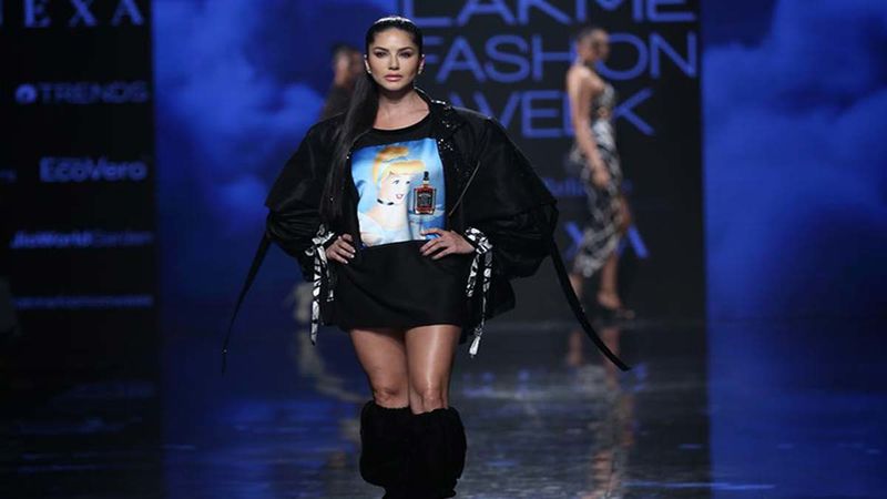 Lakme Fashion Week 2020: Sunny Leone Wears Oversized T-Shirt With Baggy Jacket But Where Are Her Pants?