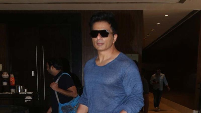 Hair And Makeup Artists From The Film Industry Gather Outside Sonu Sood's Residence Seeking Help; Actor Assures Assistance Amid COVID-19 Crisis