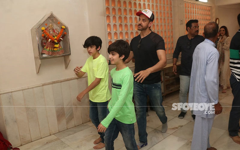 Hrithik Roshan With Kids And Ex-Wife Sussanne Offers Prayers To Lord Shiva On Mahashivratri - PICS