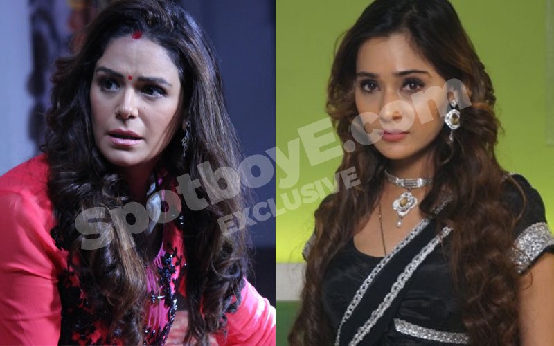 Mona Singh, Sara Khan Cry Hair Damage; Want Wigs for Kawach