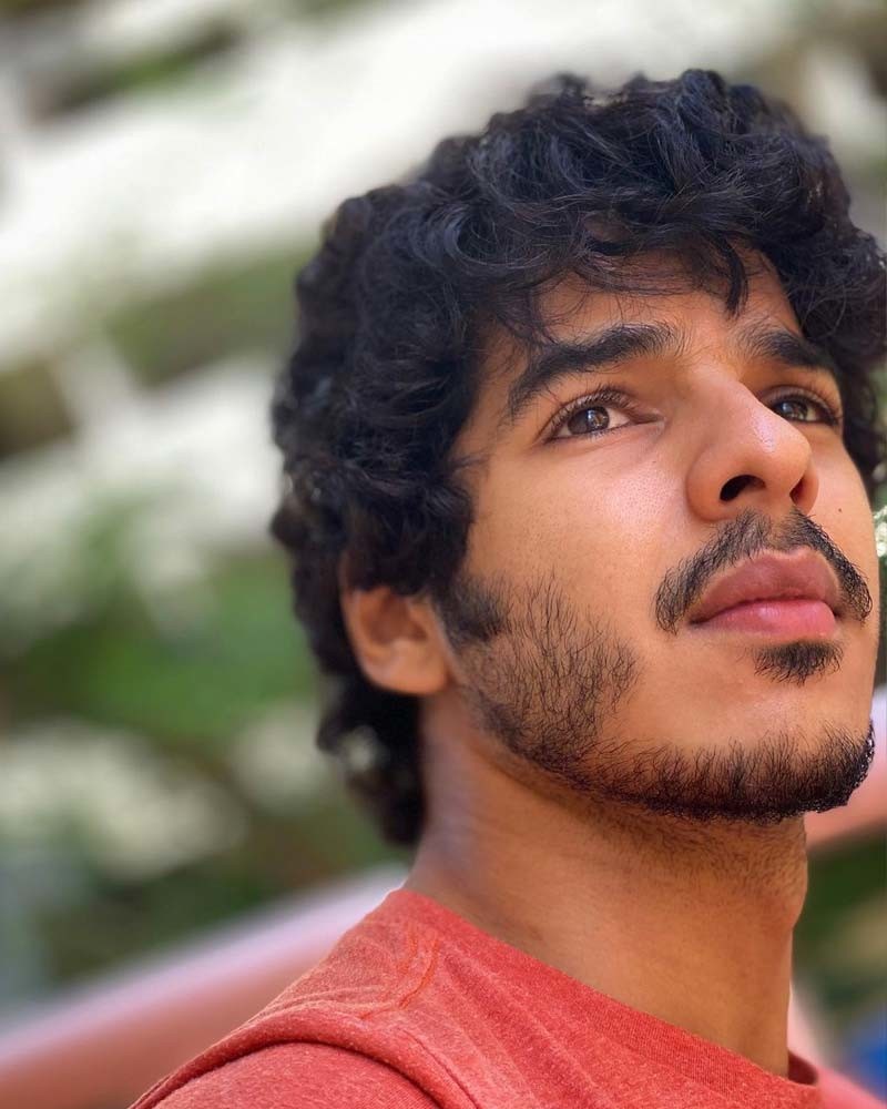 The very talented Ishaan Khatter raising the temperature with this shirtles...