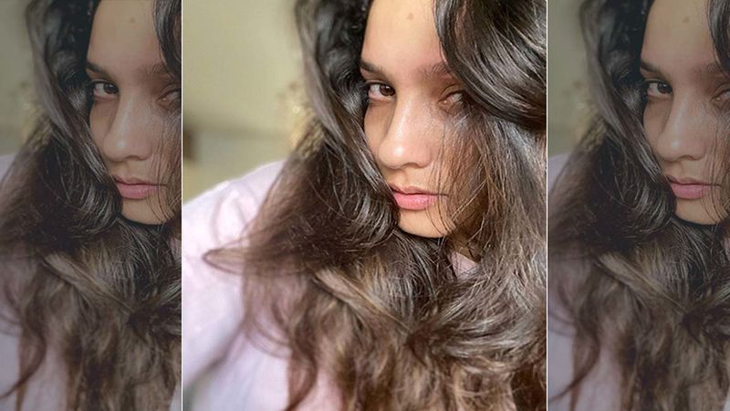 Ankita Lokhande Has An Arresting Picture As Her Wallpaper; You Would Want To See Who It Is