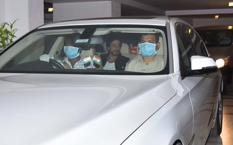 Shah Rukh Khan, Gauri Khan Visit Karan Johar's Home To Celebrate Hiroo Johar's Birthday - PICS