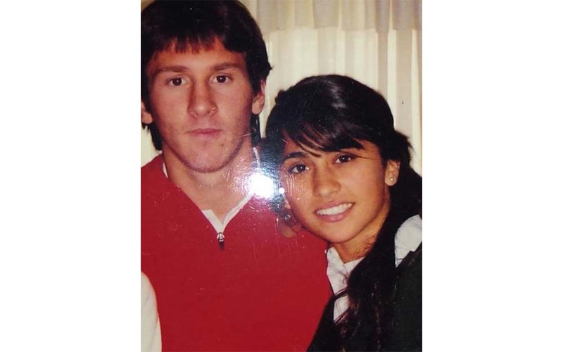 Lionel Messi Birthday: These Loved-Up Pics Of The Barcelona Legend With ...